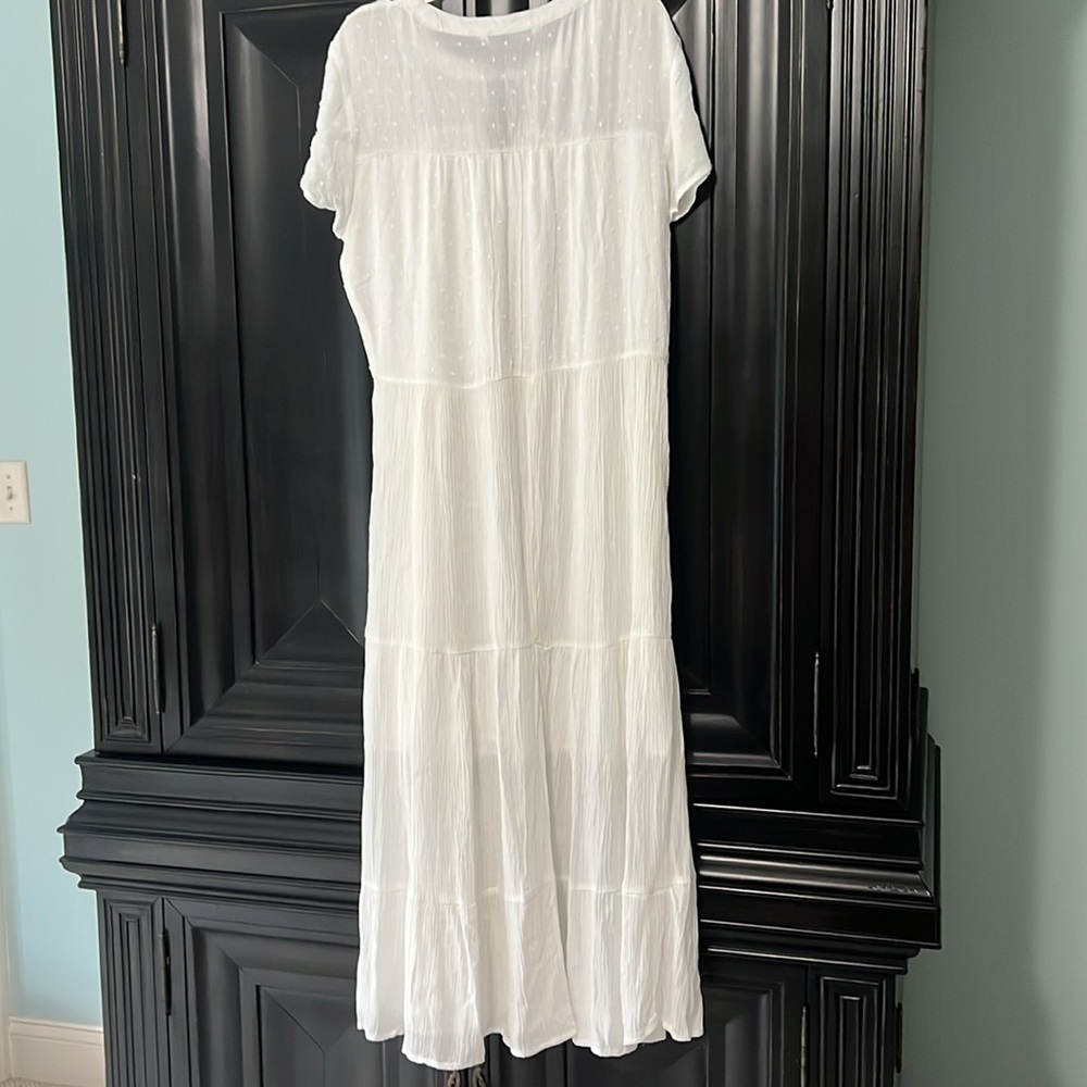 White summer dress - Picture 2 of 3